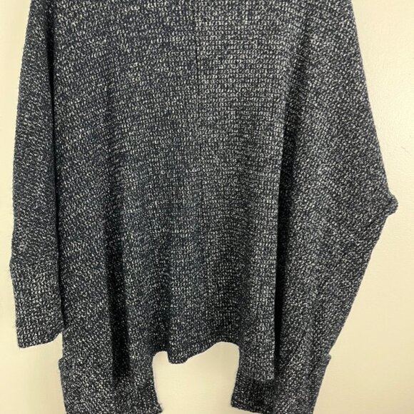 Cupcakes & Cashmere Black & White Loose Open Front Cardigan - Picture 9 of 11